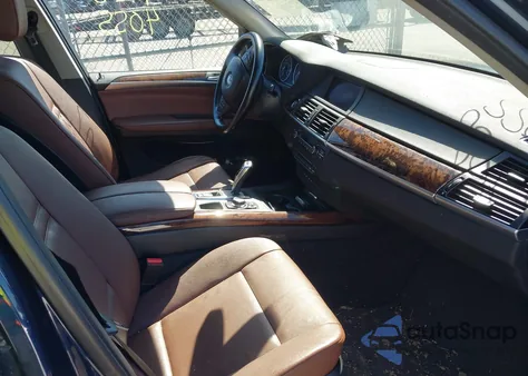 2011 BMW X5 xDrive35I/xDrive35I Premium/xDrive35I Sport Activity z USA, uszkodzony, nr VIN 5UXZV4C5XBL413258